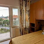 Apartman Ada